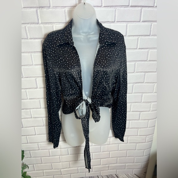 ZARA Black Polka Dot Tie-Front Blouse/size L - Picture 5 of 10